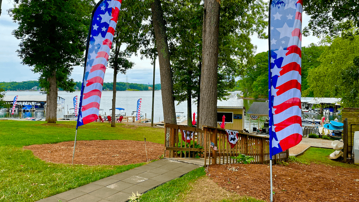 Midway Marina - Marinas in Terrell NC on Lake Norman